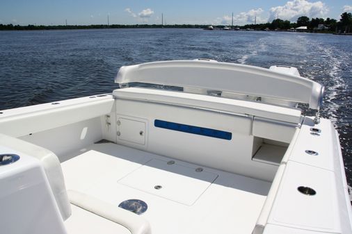 Bahama 41 Center Console image