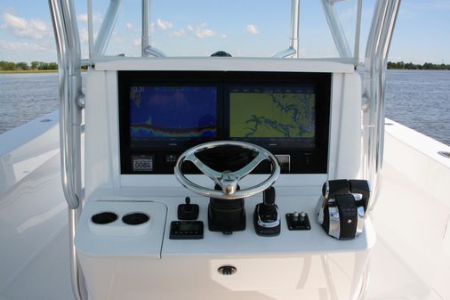 Bahama 41 Center Console image