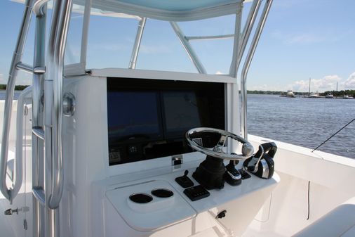 Bahama 41 Center Console image