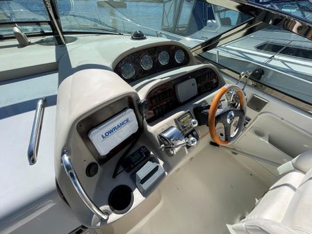 Sea Ray 360 Sundancer image