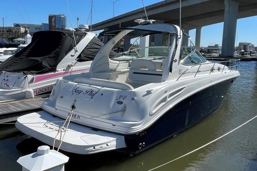 Sea Ray 360 Sundancer image