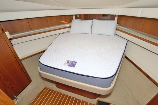 Tiara Yachts 4000 Express image