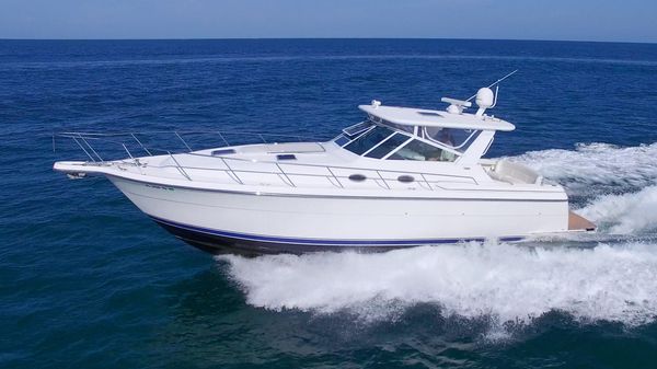 Tiara Yachts 4000 Express 