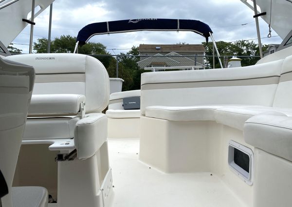 Rinker 270 Fiesta Vee image