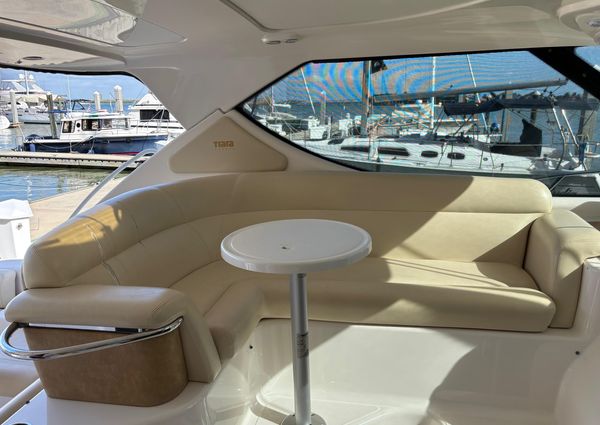 Tiara Yachts 3900 Sovran image