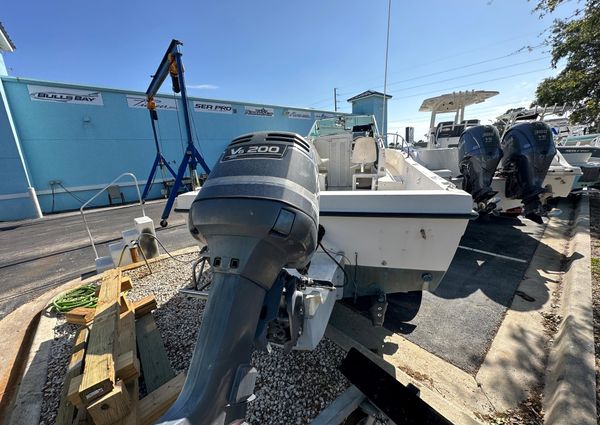 Grady-White Overnighter 20 image