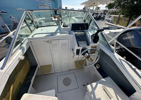 Grady-White Overnighter 20 image