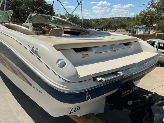 Sea-ray 230 image