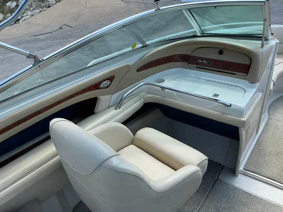 Sea-ray 230 image