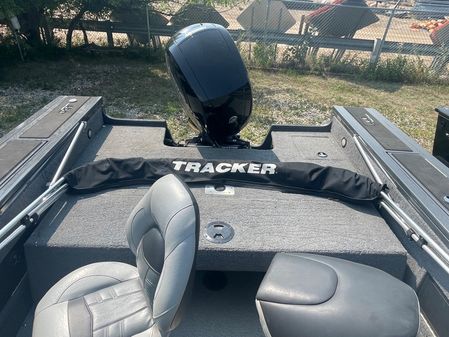 Tracker TARGA-V-18-WT image
