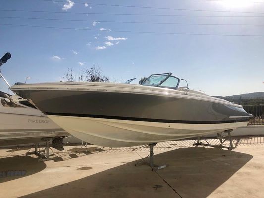 Chris-Craft Launch 25 - main image