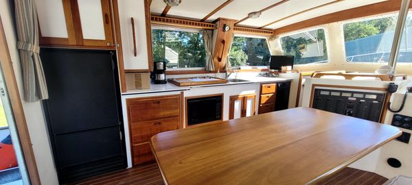 Duffy 42 Flybridge Cruiser (finished and launched in 1999) image