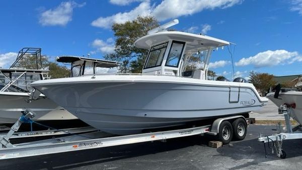 Robalo 272