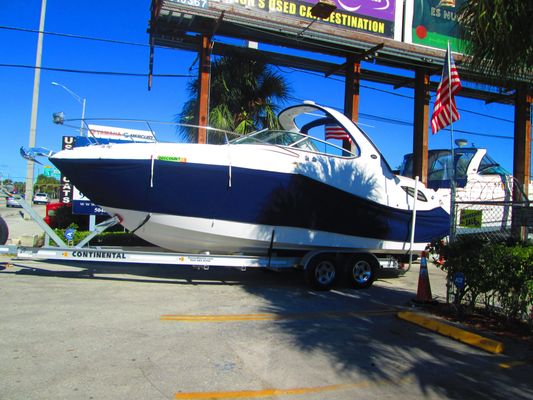 Rinker 290 Express Cruiser - main image