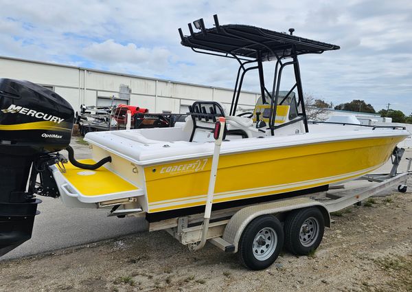 Concept 27-CENTER-CONSOLE-WITH-TRAILER image