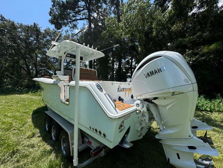 Sea Hunt Gamefish 30 Forward Seating image