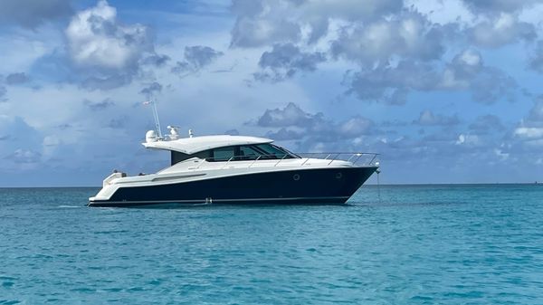 Tiara Yachts 53 Coupe 