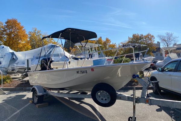 Boston-whaler 170-MONTAUK - main image