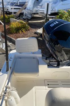 Boston-whaler 170-MONTAUK image