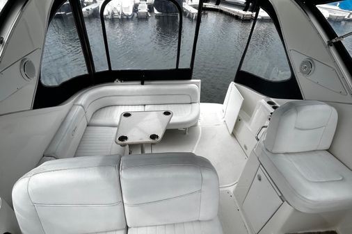 Bayliner 3055 image