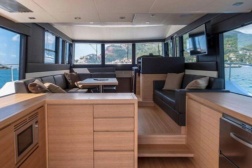 Sundeck-yachts 620 image