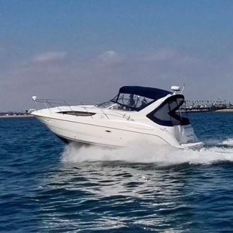 Bayliner 3055 image