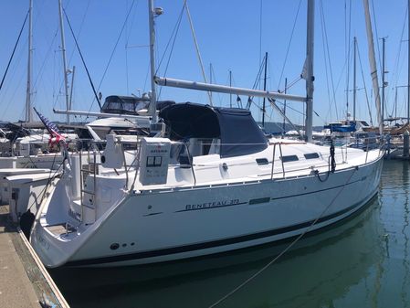 Beneteau 373 image