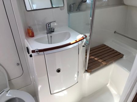 Beneteau 373 image