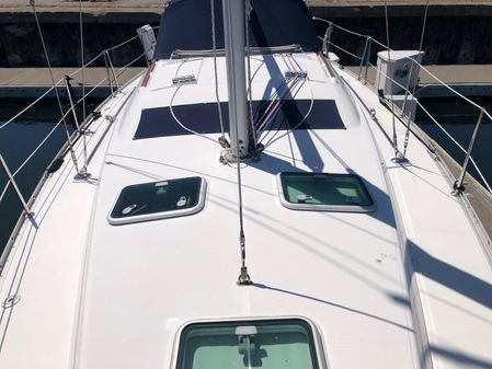 Beneteau 373 image