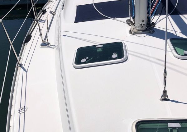 Beneteau 373 image