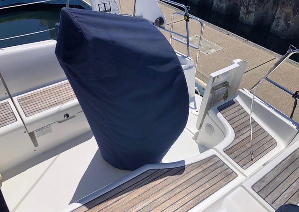 Beneteau 373 image