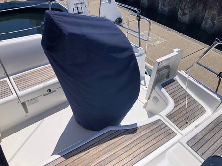 Beneteau 373 image