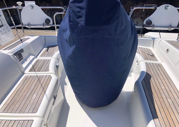 Beneteau 373 image