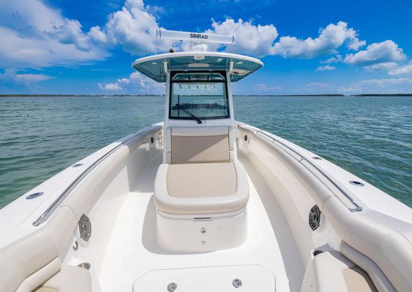 Boston Whaler 330 Outrage image