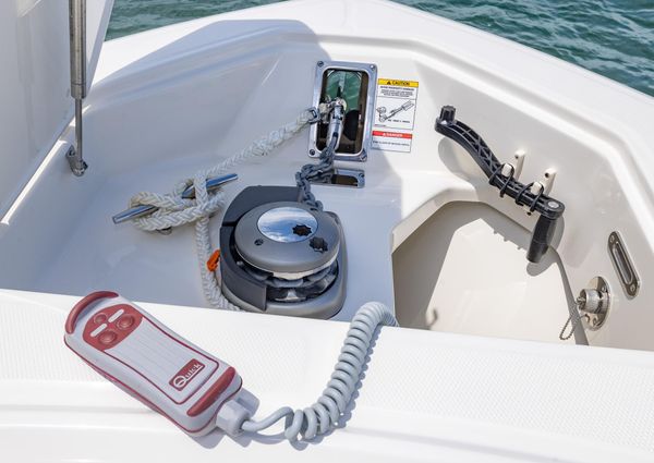 Boston Whaler 330 Outrage image