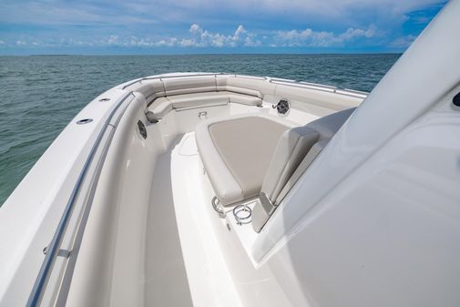 Boston-whaler 330-OUTRAGE image