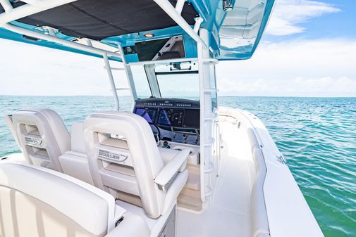 Boston Whaler 330 Outrage image