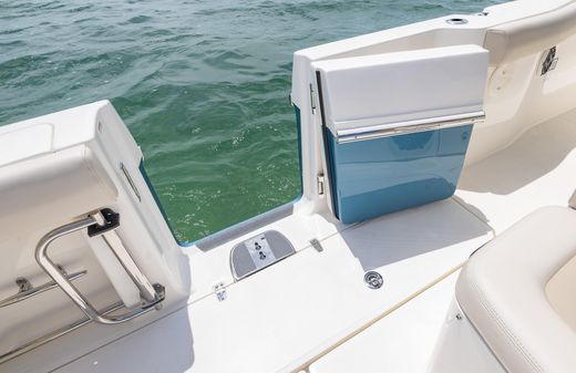 Boston Whaler 330 Outrage image