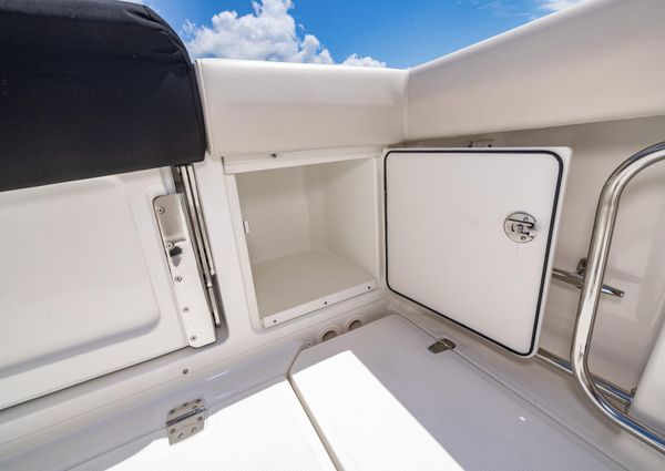 Boston Whaler 330 Outrage image