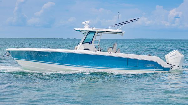 Boston Whaler 330 Outrage 