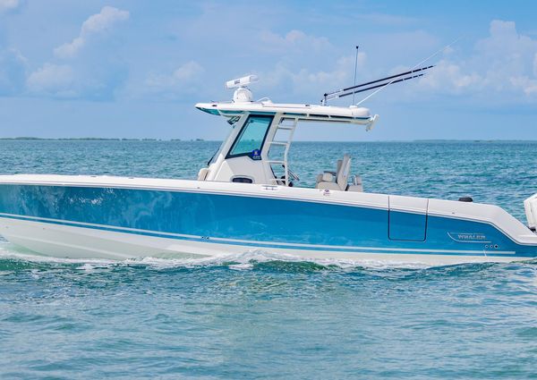 Boston-whaler 330-OUTRAGE image