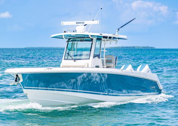 Boston Whaler 330 Outrage image