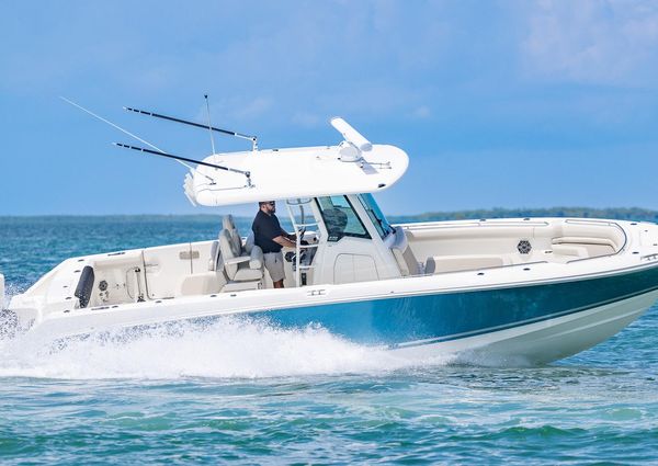 Boston Whaler 330 Outrage image