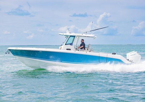 Boston-whaler 330-OUTRAGE image