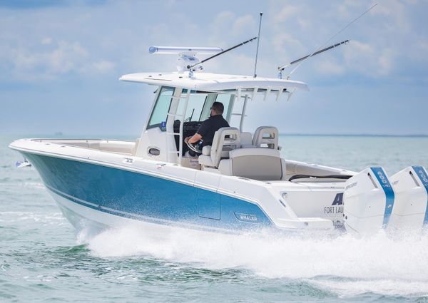 Boston Whaler 330 Outrage image