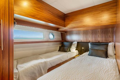 Sundeck-yachts 580 image