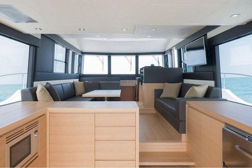 Sundeck-yachts 580 image