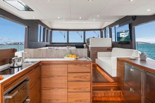 Sundeck-yachts 580 image