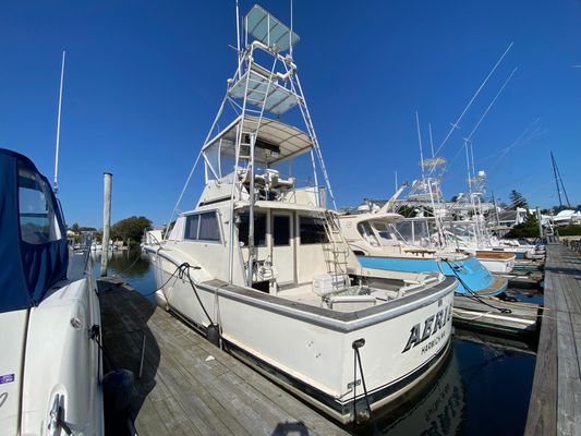 Hatteras 45-CONVERTIBLE - main image