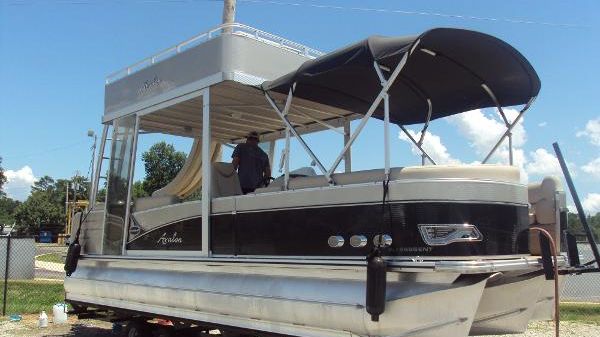 Avalon Windjammer 2585 Entertainer 